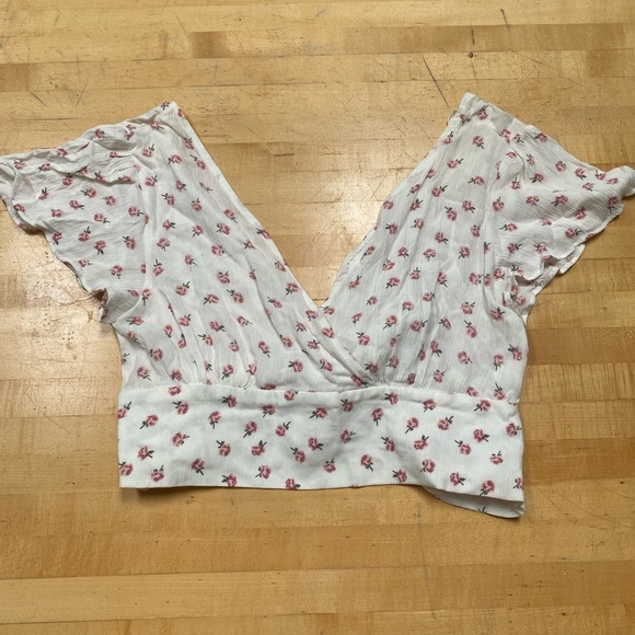 GARAGE Floral Top - Picture 2 of 6